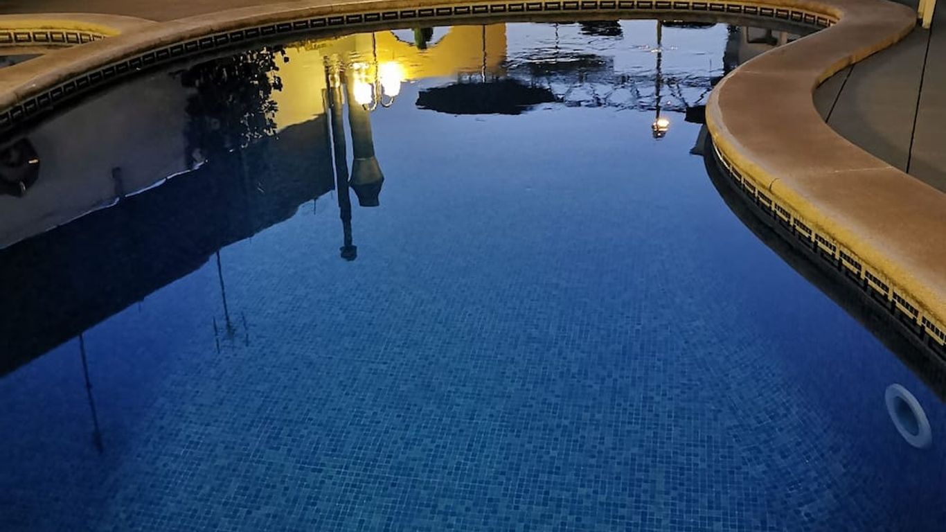 بيتيت بالاو - للبالغين فقط