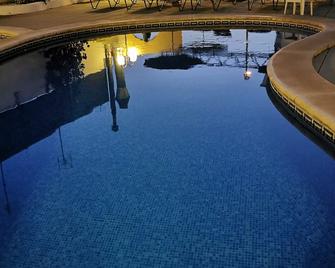 Petit Palau - Adults Only - Blanes - Zwembad