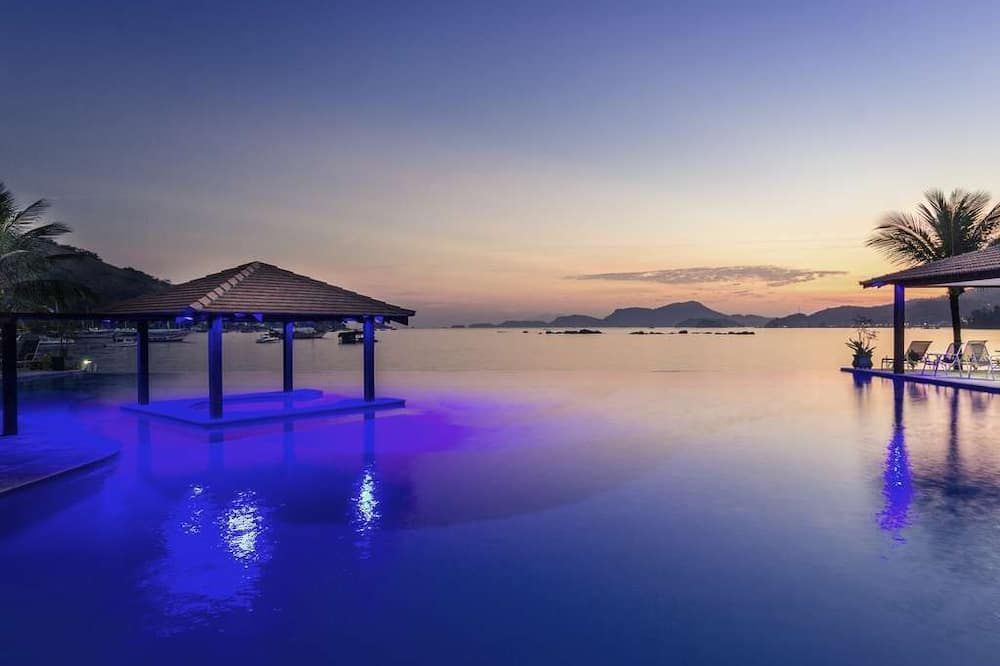 Hotel Nacional Inn Angra dos Reis - אנגרה דוס רייס - בריכה