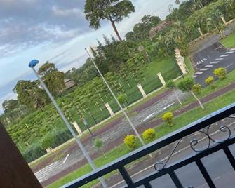 Ericely Inmobiliaria - Malabo - Balkong