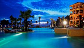 Centara Grand Beach Resort Phuket (SHA Plus+) - Karon - Πισίνα
