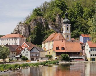 Schloss Raitenbuch - Duggendorf