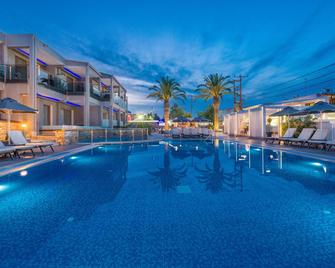 Dionysos Hotel & Suites - Kassandreia - Bygning