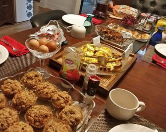 Maurrocks Bed & Breakfast - Mt Pocono
