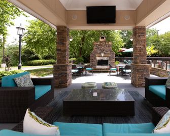 Hampton Inn Columbia-I-26/Harbison Blvd. (Mall Area) - Columbia - Patio