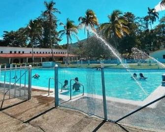 El Palmar - Guaduas - Pool