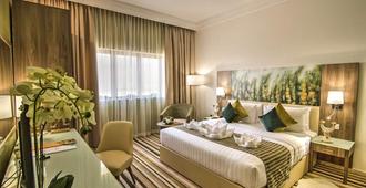 Royal View Hotel - Ras Al Khaimah - Bedroom