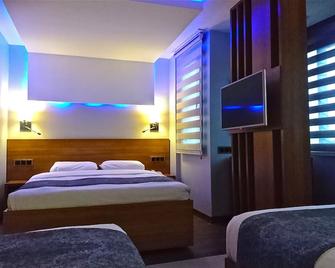 Nur Hotel - טראבזון - חדר שינה