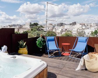 Palazzo Biancofiore, suites & rooftop Ostuni - Ostuni - Balcony