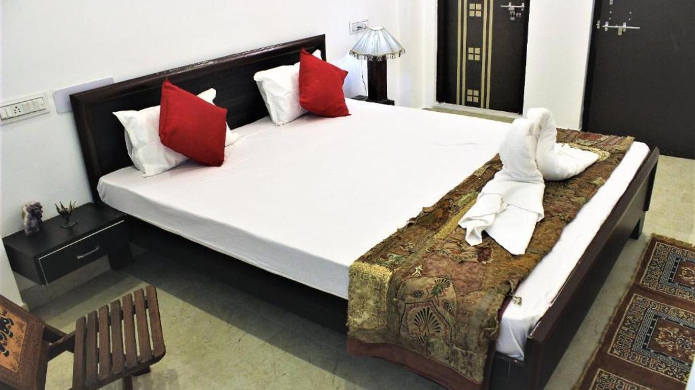 Rising Shemesh Home Stay