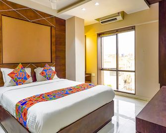 Fabhotel Eros 211 - Nr Sreebhumi - 加爾各答 - 臥室