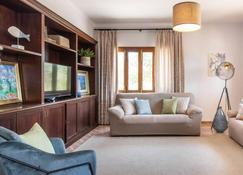 Villa Hort de Can Rafalet - Ses Salines - Living room