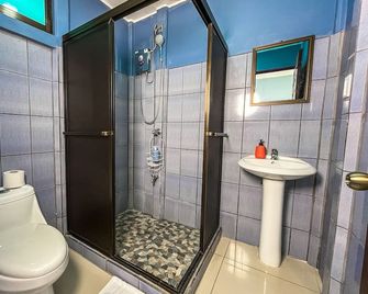 Cabinas Arenal Home - La Fortuna
