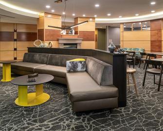 SpringHill Suites by Marriott Medford - מדפורד - מסעדה