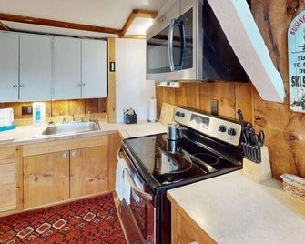 Pond View Cabin - Chittenden - Cocina