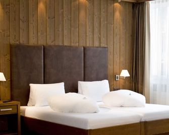 Hotel Quellenhof Leukerbad - Leukerbad