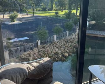 Estate in Beauvais with swimming pool and spa - Beauvais - Ban công