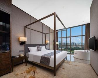 City Hotel - Shenzhen - Bedroom