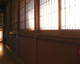 Ryokan Ohashi - Tottori - Pasillo