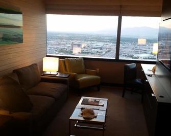 Vdara Studio On 52nd Floor Overlooking Bellagio Fountains!no Resort Fees - Las Vegas - Pokój dzienny