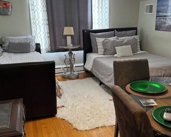 Comfort/Clean!: Free Parking 15 Min Ord/Downtown3 - Chicago - Bedroom