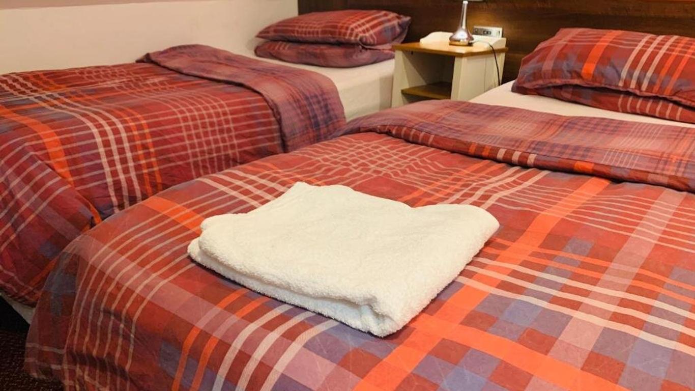 Swandown Hotel