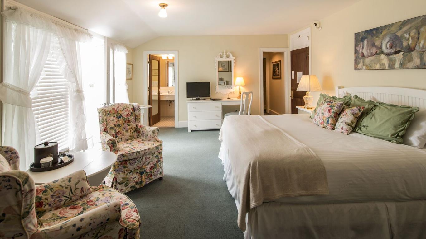 Black Point Inn