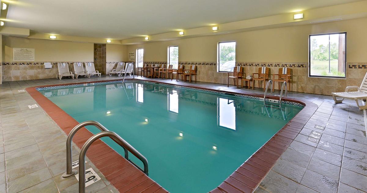 Hampton Inn Muscatine £68. Muscatine Hotel Deals & Reviews KAYAK