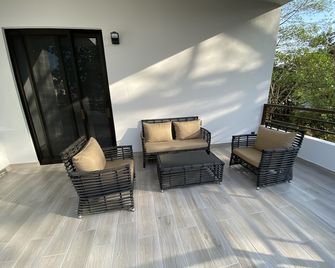 New Modern 2 bedroom Apartment Casa Brisa Fina #3 - Rincon de Guayabitos - Balcón