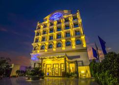 Sarovar Portico - 賈朗達爾 - Jalandhar/賈朗達爾 - 建築