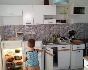 Mákvirág Ház - Zebegény - Cocina