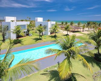 B Blue Beachouses - Monte Gordo - Zwembad