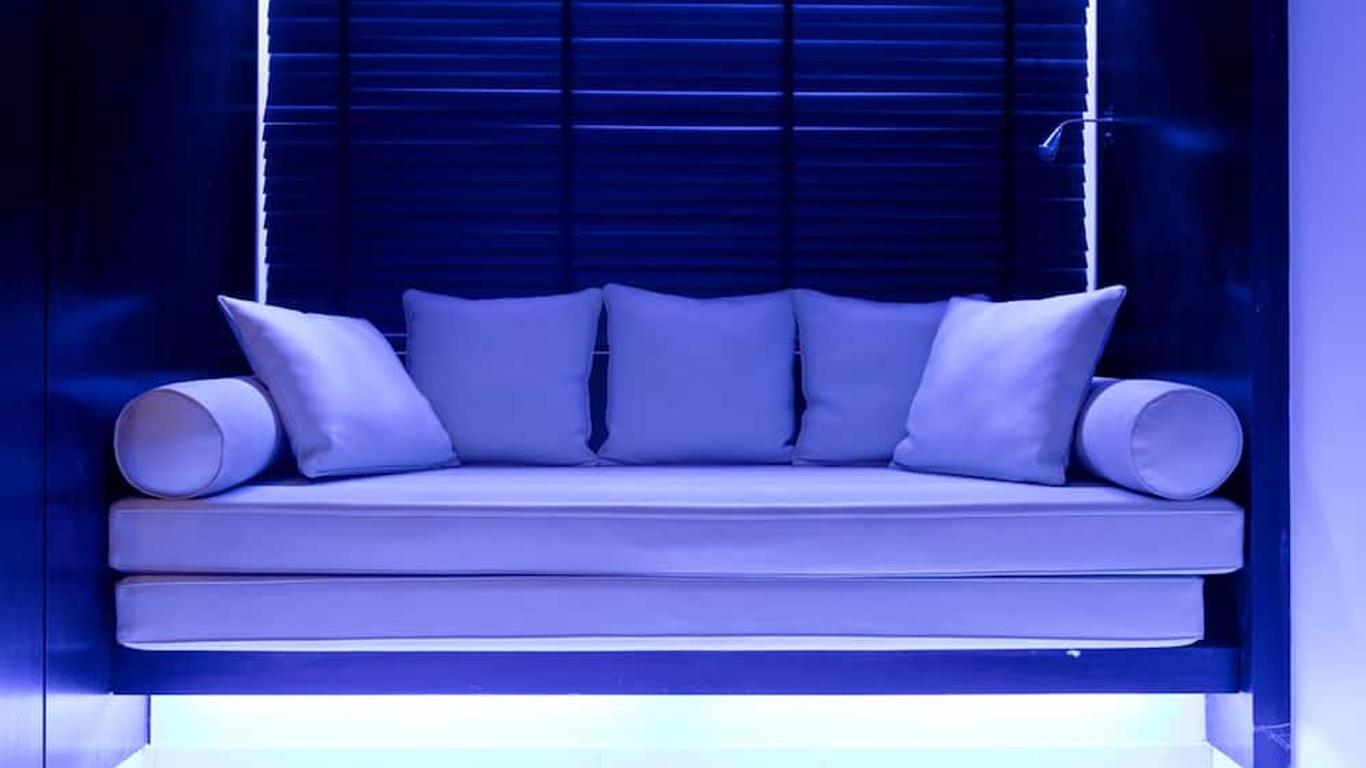 هوتل إتويل مايلوت