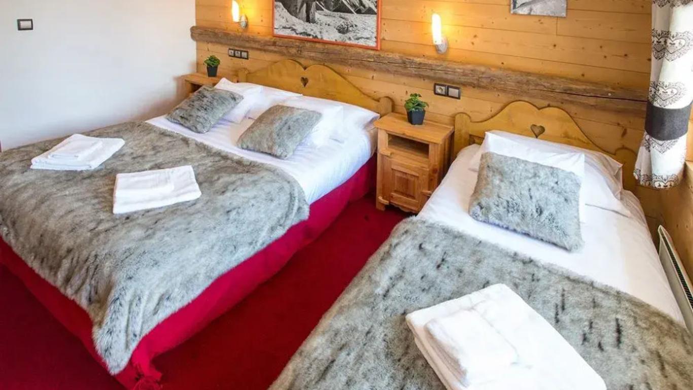 Hotel Base Camp Lodge