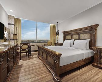 ذا رويال سوراكارتا هيرتيدج سولو إم جاليري كوليكشن - سوراكارتا - غرفة نوم