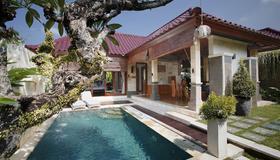 Bali Prime Villas - North Kuta - Piscina
