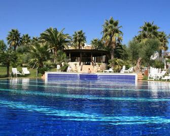 Citta Bianca Country Resort - Ostuni - Pool