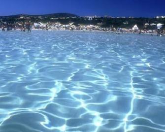 Apartment/ flat - Stintino - Stintino - Piscina