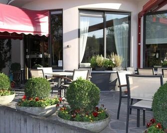 Hotel Limburgia - Riemst