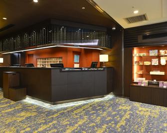 Ginza Capital Hotel Akane - Tokyo - Front desk
