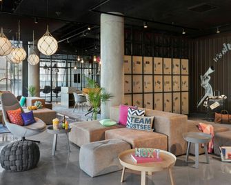 موكسي شتشيسين سيتي - تشيتشن - ردهة