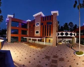 Sreelakshmi Residency - Oachira - Building