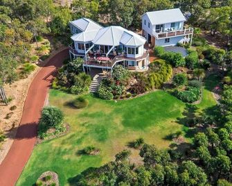 The Whale Lookout, Eagle Bay - Naturaliste - Building