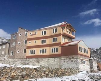 Thanka Inn Gokyo - Lobuche - Edificio