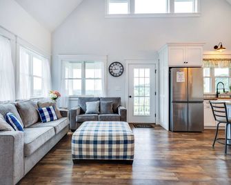 Azur Hillside Haven: A Perfect Wellsboro Getaway! - Wellsboro - Obývací pokoj