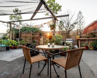 Private secluded Hideaway above the lights - Fallbrook - Patio