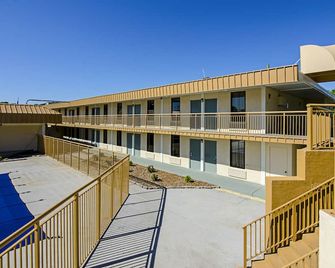 Travel Inn Bristol near State Street - Bristol (Tennessee) - Gebouw