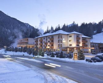 Hotel Cristallo - Badia/Abtei - Clădire