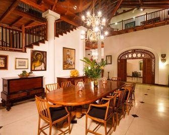 Fortaleza Middle Street - Galle - Comedor