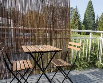 Gites Les jardins de Qiara - Mirecourt - Balkón